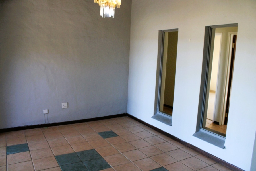 6 Bedroom Property for Sale in Gonubie Eastern Cape